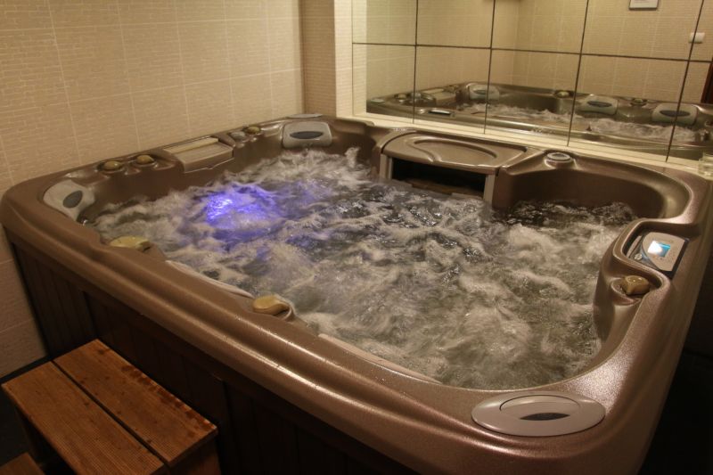 Jacuzzi